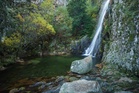 In Portugal, this little-known mountain village is nicknamed the ‘capital of natural pools’ (it’s got breathtaking landscapes!)