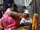 MP: President Droupadi Murmu offers prayers at Omkareshwar, Mamleshwar temples