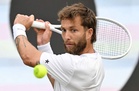 Moutet fined for foul-mouthed Queen’s rant, Cerundolo hit in throat