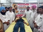 Congleaders donate blood on Rahul Gandhi’s birthday