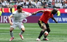Iran and 10-man Belgium draw 0-0 to leave both sides on two points