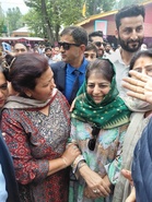 Kashmiri Pandits should move on, says Mehbooba Mufti; heckled at shrine