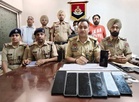 Member of gang involved in snatching mobiles from passengers on moving trains held