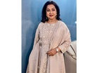 "Clicking selfies at a funeral home": Radhikaa Sarathkumar calls out paparazzi at Bhagyaraj's final rites