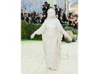 Heidi Klum turns into live statue at Met Gala 2026