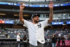 Alex Pereira throwing first pitch at New York Yankees game gets fans talking