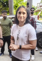Barred, Vinesh shows up at Gonda event, takes on WFI