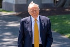 Trump praises Xi as 'great leader,' says honour to be his friend
