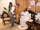 CM discusses natural farming with Art of Living founder