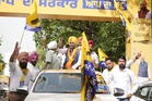Corner meetings, roadshows mark last day of campaigning in Mohali