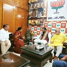 CM Saini reaches Mayor’s residence, expresses condolences on sister-in-law’s death