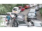 Heavy influx of weekend tourists triggers massive traffic congestion in Rishikesh