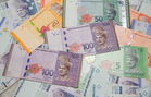 Ringgit Mengukuh Berbanding USD, Disokong Harga Minyak Rendah