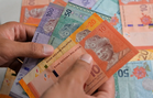 Ringgit Catat Kenaikan Awal, Pasaran Pantau Selat Hormuz