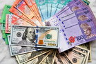 USD/MYR Dibuka Sedikit Rendah