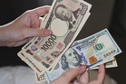 Fed Guna Dana Perbendaharaan AS Untuk Sokong Yen