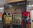HONOR X9e Pro Makes Surprise Malaysia Debut at National Day Parade Alongside D1 Humanoid Robot