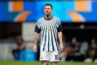 Messi inspires Argentina great escape over Egypt, Swiss advance