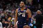 Mitchell signs extension as Cavaliers await LeBron decision