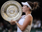Noskova survives meltdown to win 1st Wimbledon title