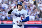Aching Ohtani’s bat stays hot
