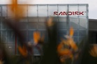 Sandisk expects revenue growth in the teens
