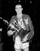 First NBA MVP Bob Pettit dies at 93