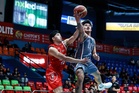 GENERALS DEFEAT PIRATES