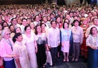 Marcos vows better working conditions for nurses