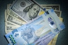 Peso sinks to another record low P63.52