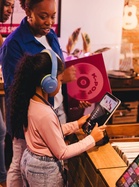 Spotify严查家庭会员共享！部分用户须当面扫码，验证失败恐失Premium资格