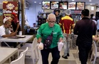 Local elderly delivery rider defies age and hardship to keep family afloat
