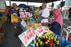 Barangan keperluan lebih murah di enam lokasi Jualan Rahmah Selangor hari ini
