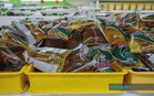 Seleweng minyak masak paket, enam ditahan