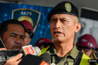 Ugutan tembak terhadap pegawai AKPS akibat rasa tidak puas hati