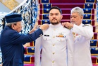 Raja Muda Selangor ditauliah pangkat Leftenan Komander TLDM