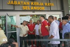 RMS officiates opening of RM36m Selangor JKR headquarters