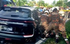 “Adik nampak sangat seronok...” keterujaan Iskandar naik kereta baharu berakhir tragedi