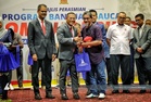 Selangor agih baucar beli-belah kepada 8,391 polis, tentera veteran tidak berpencen