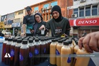 美拉华蒂咖啡节2.0料吸引5000人次 现场有二手服装书籍收藏品等销售。