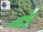 LUAS kesan aliran berwarna, sisa minyak di Telok Panglima Garang