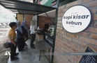 Dari hobi cari makan, kini miliki kafe sendiri
