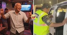 【人老心不老❗】为了Happy骑摩托跨州,71岁阿伯在卡拉OK中心被抓!