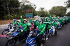Wanita Pemacu Kemajuan Negara! Kontinjen #SisBoleh Grab Mewarnai Perbarisan Merdeka Tahun Ini