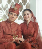 “Saya Yang Tak Layak Berdiri Sebelah Bella” – Syed Saddiq Pertahan Isteri, Jawab Dakwaan Tak Sekufu