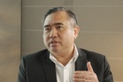 Anthony Loke tegur LRT hampir tiap minggu alami gangguan -“Saya pun berang”