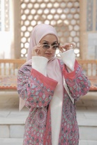 Sambut raya bersama, Puteri Sarah akui berbaik dengan bekas suami – “Masing-masing dah move on”