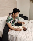 Kamal Adli titip ucapan ulang tahun penuh emosi buat Hawra – “Maaf, tahun ni lain sikit dari tahun lepas”