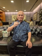 Ronnie Liu hargai keluhuran perlembangaan -“Anak patik sendiri diberi nama ‘Zun Xian'”