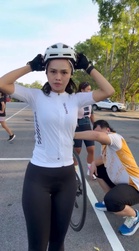 Pakaian sukan didakwa terlalu ketat, Bella Astillah ditegur netizen lagi – “Dah hilang ke rasa malu?”